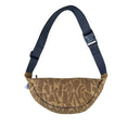 Load image into Gallery viewer, Dango Quilted Sling Bag - だんご
