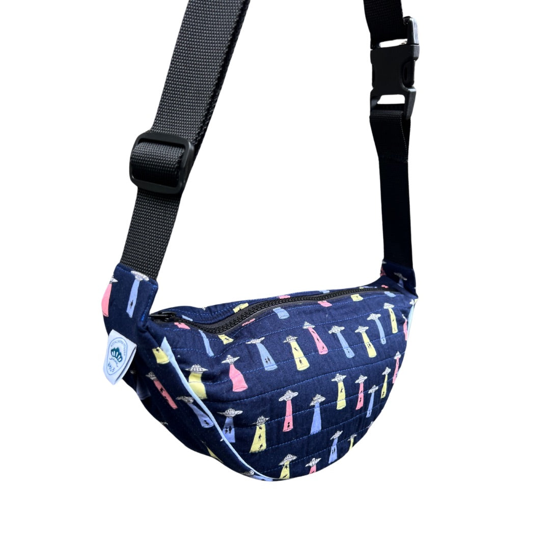 Dango Quilted Sling Bag - だんご