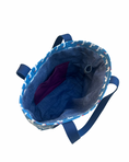 Load image into Gallery viewer, Gachō Canvas Tote
