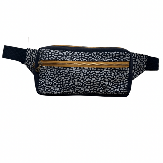 Konpakuto Fanny pack - コンパクト