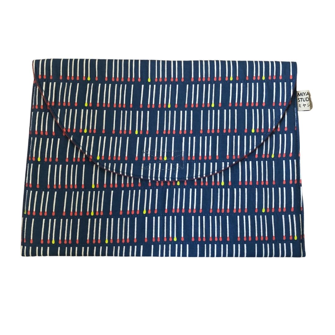 Hakobu Ipad Pro Quilted Case - はこぶ