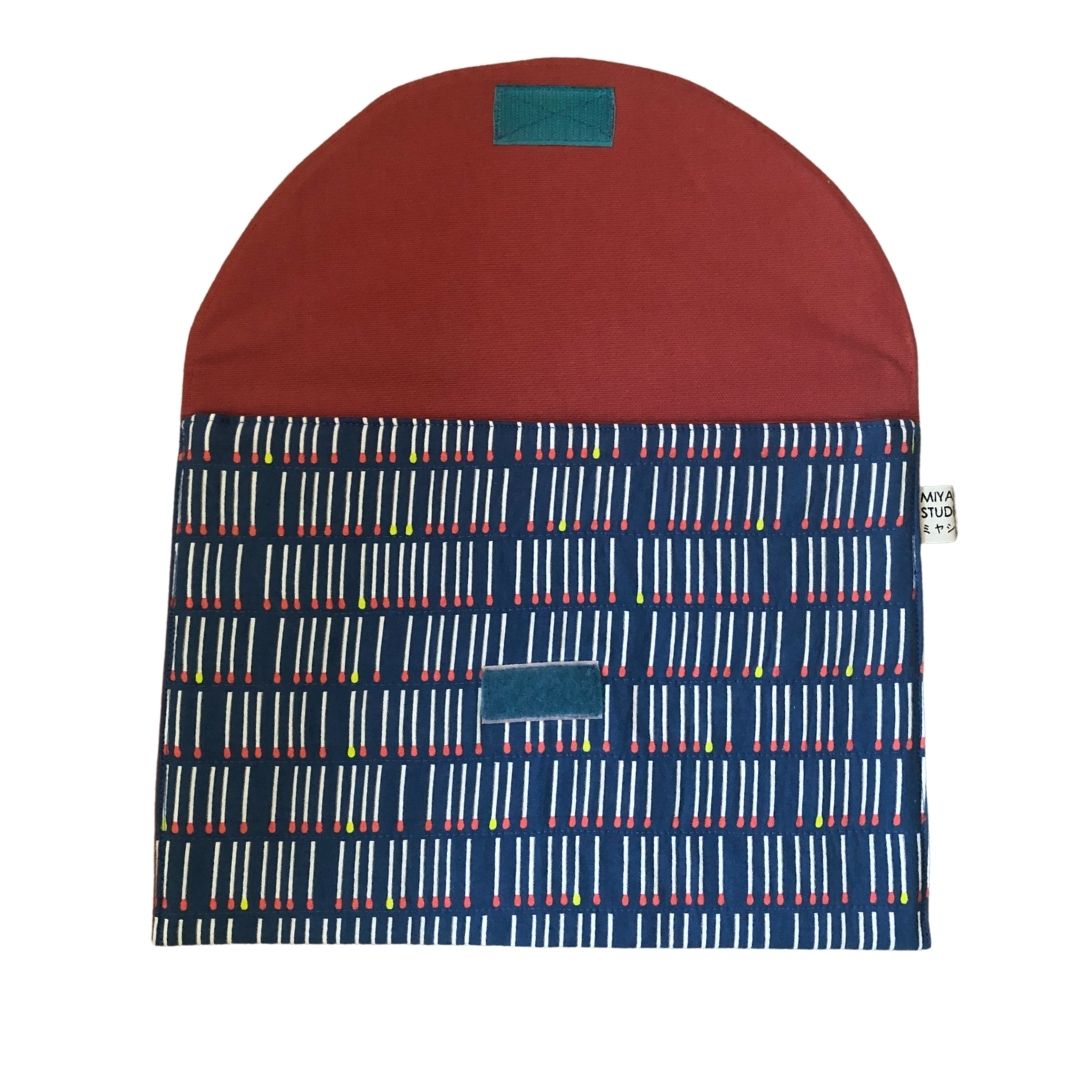 Hakobu Ipad Pro Quilted Case - はこぶ